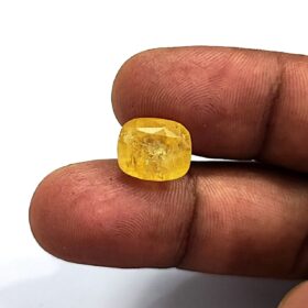 Export Quality Ceylon Yellow Sapphire (सीलोन पुखराज) 9.25 Ratti - with Lab Report